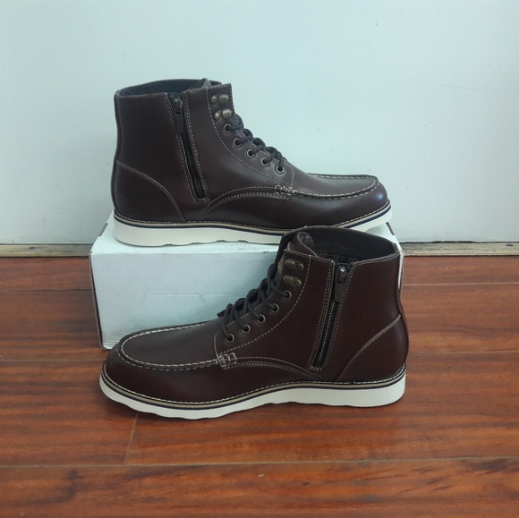 Robert Wayne - Picture 2 of 4